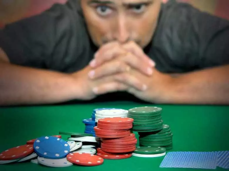 Zakupoholizm, hazard, kredytoholizm. Jak je w sobie rozpoznać, zanim będzie za późno?