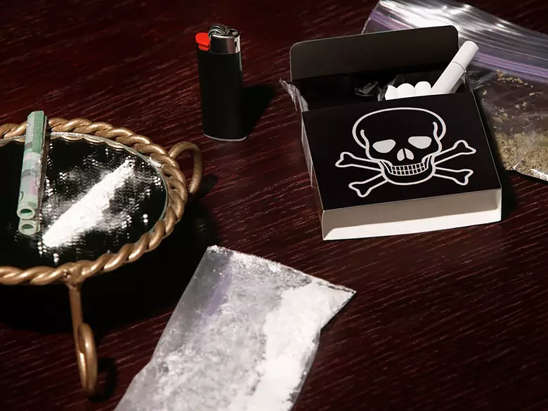 Schizofrenia i nadużywanie substancji psychoaktywnych - problemy lecznicze