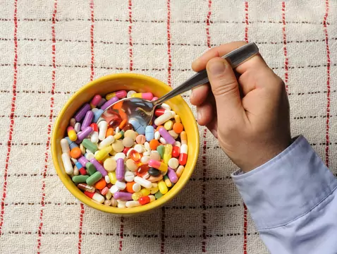 Niedobór witaminy D a schizofrenia – co je może łączyć?